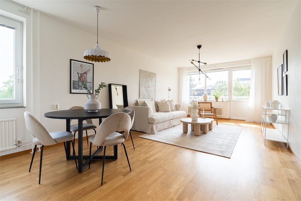 Mamregatan 12, bild 1 av 8