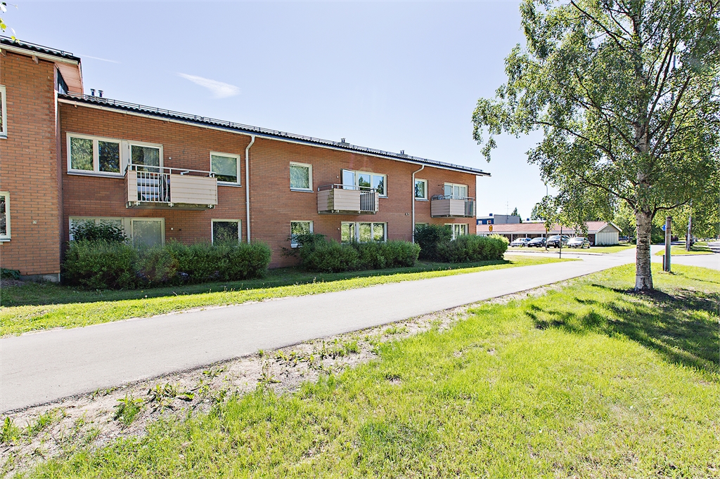 Sandbackavägen 22 N, bild 1 av 5