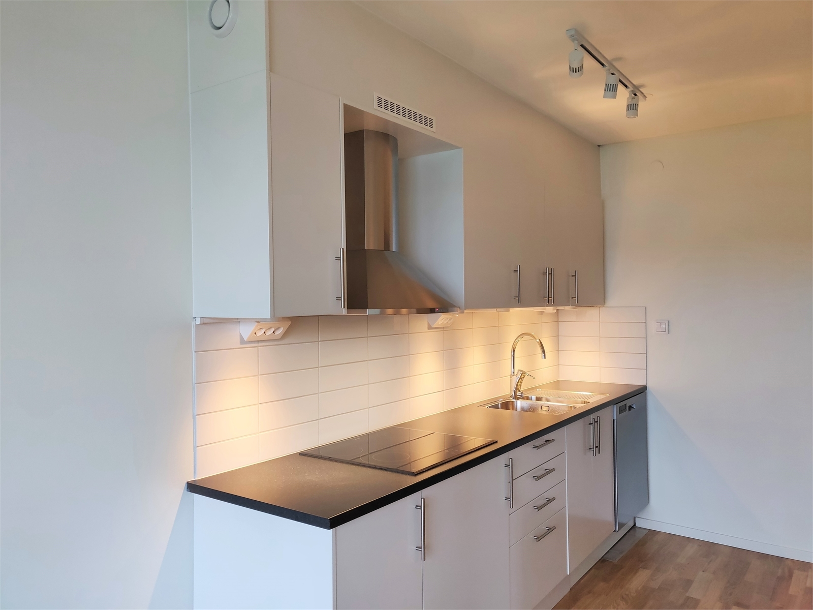 Hyreslägenhet på Elinebergsvägen 6 C i Helsingborg